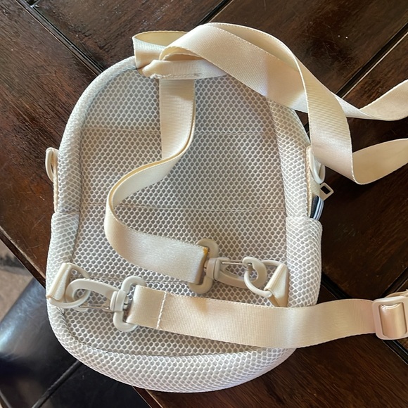 Small backpack - Picture 2 of 3